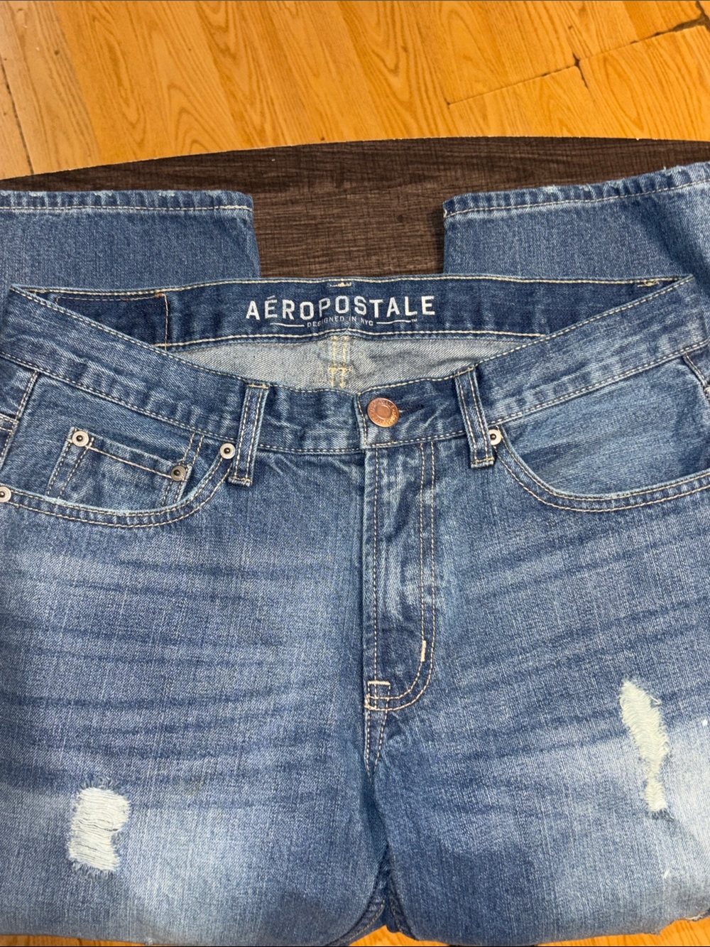 Aéropostale Classic Blue Distressed Jeans